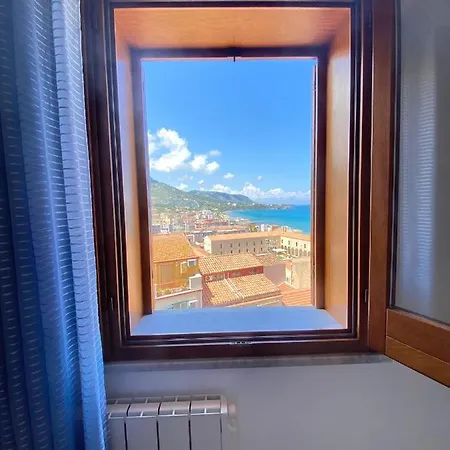 Ruggero House Apartment
