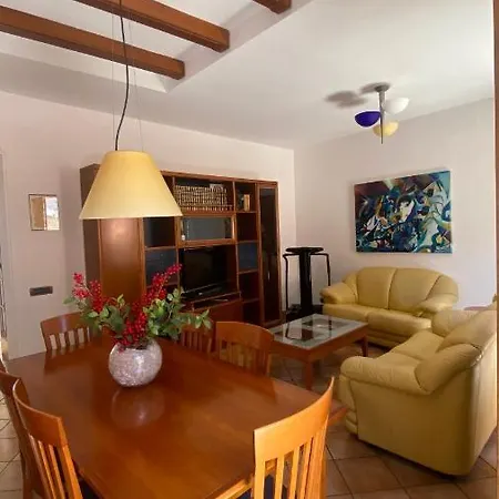 Ruggero House Apartment *