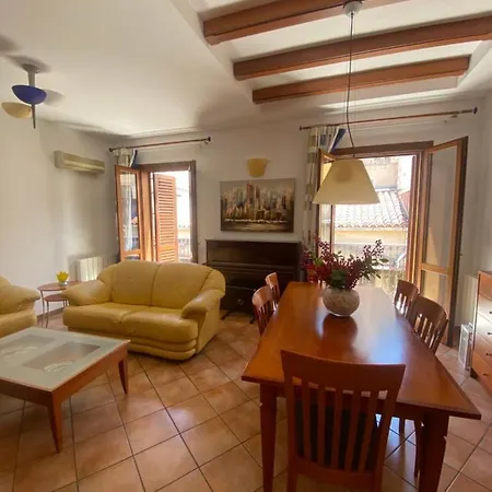 Apartman Ruggero House