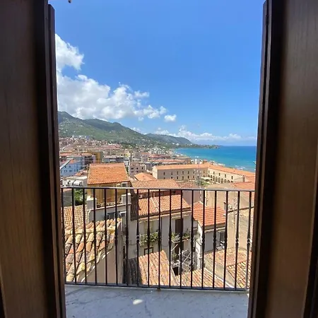 Apartman Ruggero House