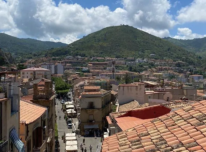 Ruggero House Apartment *